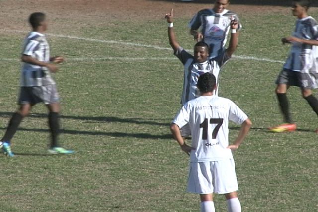 Série B 2012- 2ª Fase - São Cristóvão 1 X 2 Mesquita - Returno - 5ª Rod Grupo X