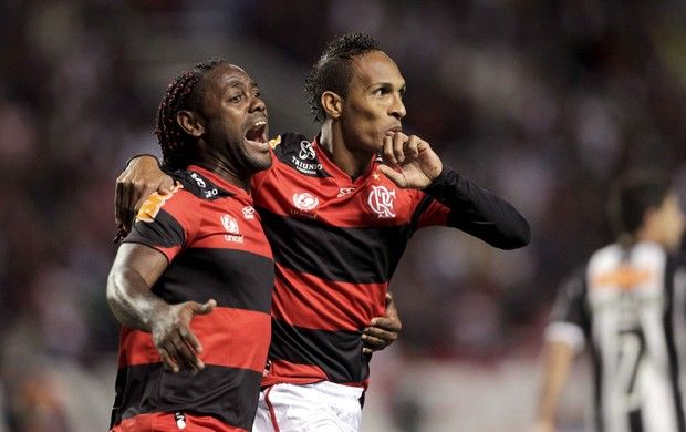 Brasileiro 2012 - Flamengo 2 X 1 Atlético-mg - 14ª Rodada