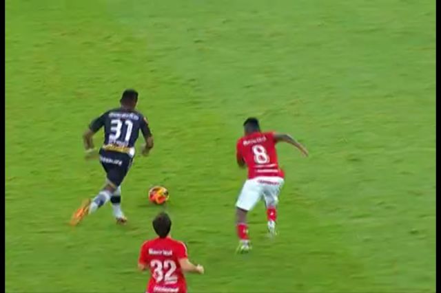 Brasileiro Série a - Botafogo 3 X 3 Internacional-rs - 14ª Rodada