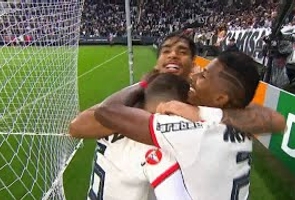 Brasileiro 2018 Série a - Corinthians-sp 0 X 3 Flamengo - 28ª Rodada